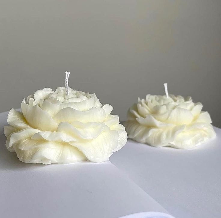 Peony flower candle - Image 8